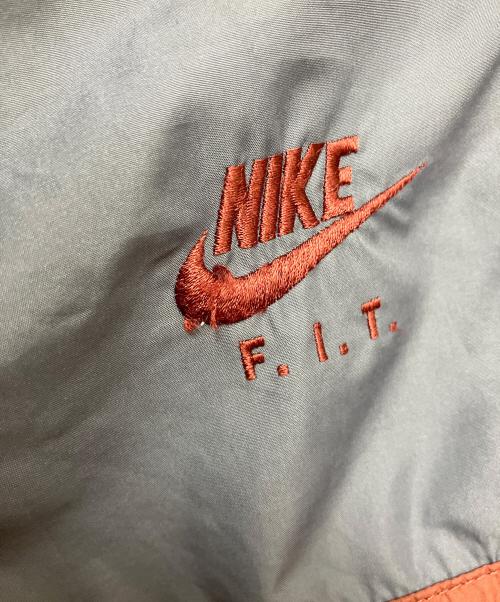 NIKE ACG（ナイキエーシージー）NIKE ACG (ナイキエーシージー) ナイロンアノラックパーカー ブラウン×ネイビー サイズ:Ｍの古着・服飾アイテム
