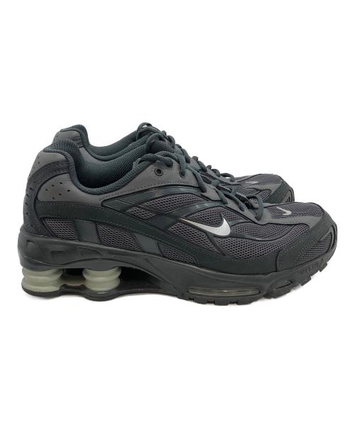 NIKE（ナイキ）NIKE (ナイキ) ローカットスニーカー グレー サイズ:26.5の古着・服飾アイテム