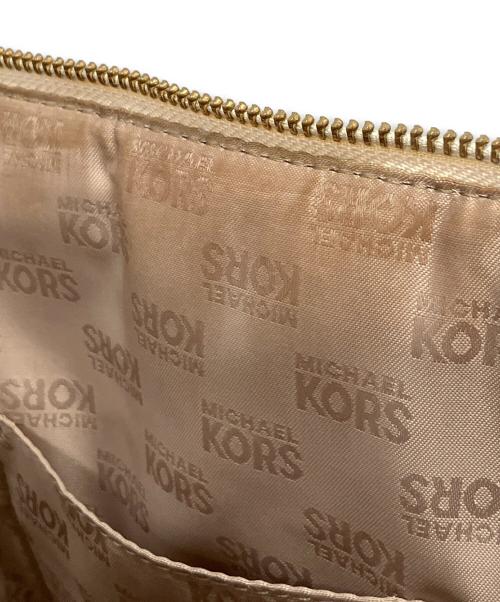 MICHAEL KORS（マイケルコース）MICHAEL KORS (マイケルコース) トートバッグ アイボリー×ベージュの古着・服飾アイテム