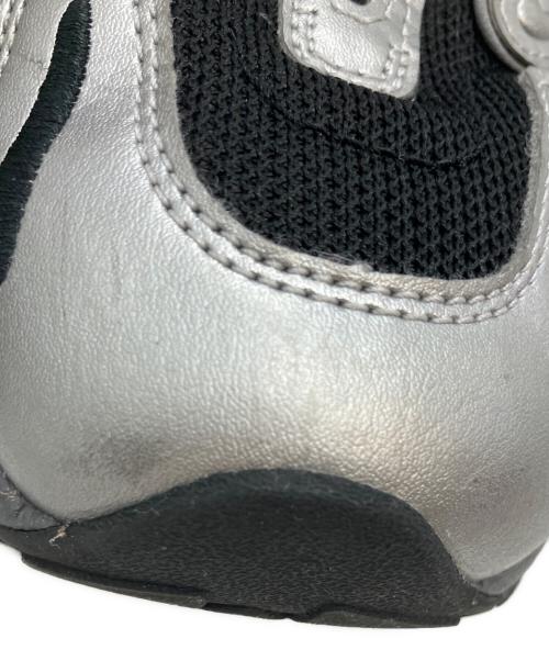 NEW BALANCE（ニューバランス）NEW BALANCE (ニューバランス) ローカットスニーカー シルバーカラー サイズ:26.5の古着・服飾アイテム