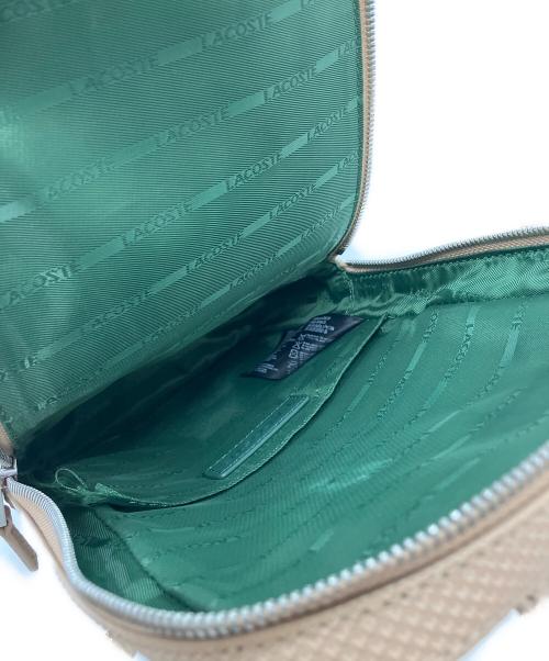 LACOSTE（ラコステ）LACOSTE (ラコステ) シャンタコ ボディバッグ ベージュの古着・服飾アイテム