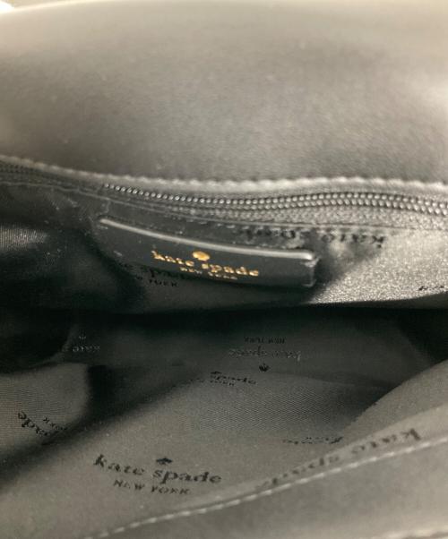 Kate Spade（ケイトスペード）Kate Spade (ケイトスペード) キャリーキルテッドスモールフラップクロスボディ ブラックの古着・服飾アイテム
