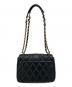 Kate Spade (ケイトスペード) キャリーキルテッドスモールフラップクロスボディ ブラック：9000円