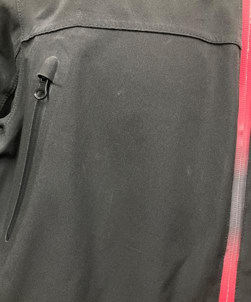 komine（コミネ）komine (コミネ) WPプロテクション3レイヤーライディングパーカー ブラック×レッド サイズ:Ｌの古着・服飾アイテム