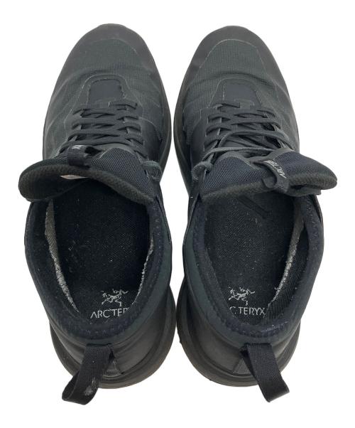 ARC'TERYX（アークテリクス）ARC'TERYX (アークテリクス) ローカットスニーカー ブラック サイズ:26.5の古着・服飾アイテム