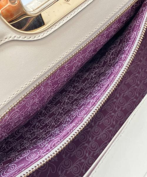 BVLGARI（ブルガリ）BVLGARI (ブルガリ) イザベラ・ロッセリーニハンドバッグ ベージュの古着・服飾アイテム