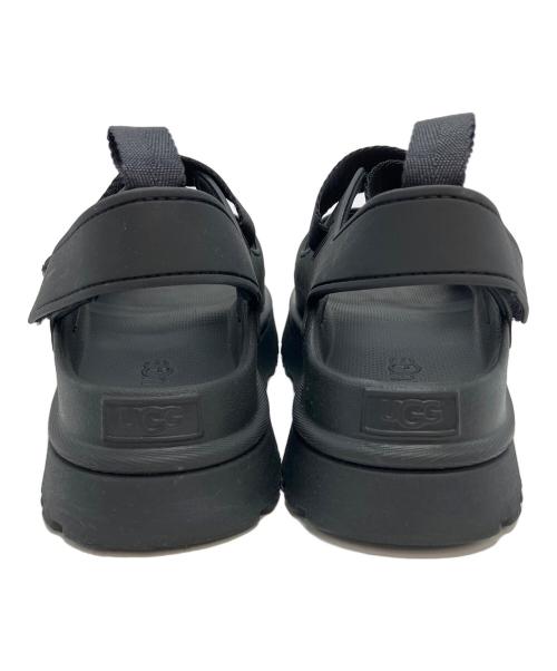 UGG（アグ）UGG (アグ) 厚底サンダル ブラック サイズ:25の古着・服飾アイテム