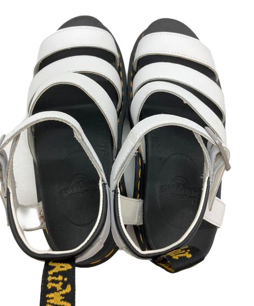 Dr.Martens（ドクターマーチン）Dr.Martens (ドクターマーチン) サンダル ホワイト×ブラック サイズ:6の古着・服飾アイテム