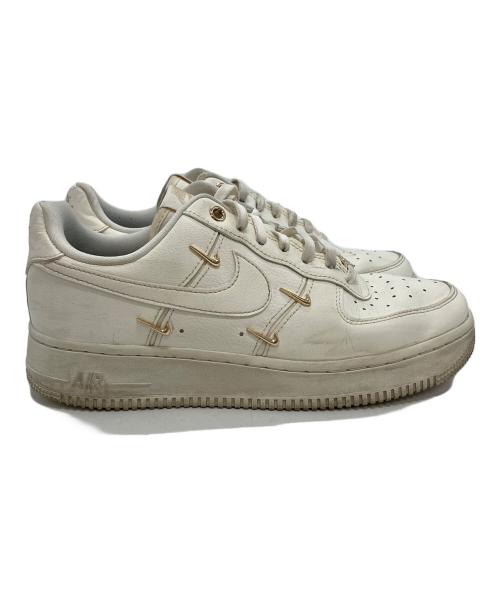 NIKE（ナイキ）NIKE (ナイキ) ローカットスニーカー ホワイト サイズ:25の古着・服飾アイテム