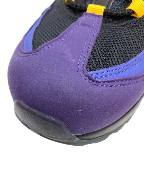 NIKE（ナイキ）NIKE (ナイキ) ローカットスニーカー ブラック×イエロー×パープル サイズ:27の古着・服飾アイテム
