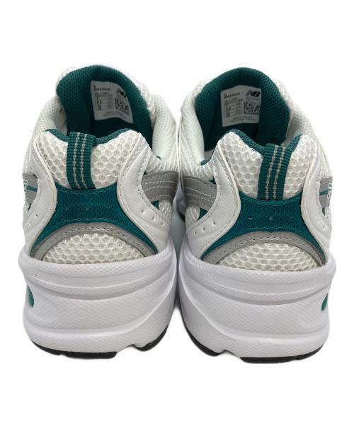 NEW BALANCE（ニューバランス）NEW BALANCE (ニューバランス) ローカットスニーカー ホワイト×グリーン サイズ:25の古着・服飾アイテム