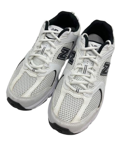 NEW BALANCE（ニューバランス）NEW BALANCE (ニューバランス) ローカットスニーカー ブラック×ホワイト サイズ:25の古着・服飾アイテム