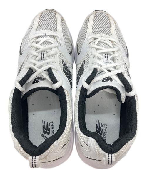 NEW BALANCE（ニューバランス）NEW BALANCE (ニューバランス) ローカットスニーカー ブラック×ホワイト サイズ:25の古着・服飾アイテム
