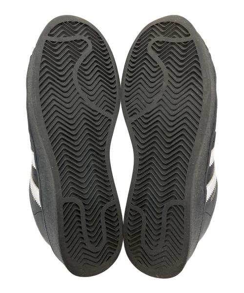 adidas（アディダス）adidas (アディダス) ローカットスニーカー ブラック サイズ:27の古着・服飾アイテム