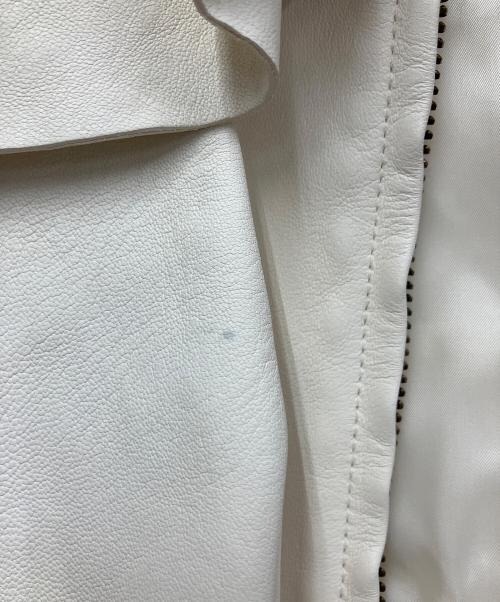 VALENTINO（ヴァレンティノ）VALENTINO (ヴァレンティノ) ホワイトレザージャケット アイボリー サイズ:6の古着・服飾アイテム