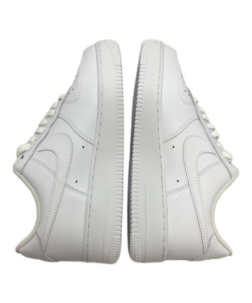 NIKE（ナイキ）NIKE (ナイキ) ローカットスニーカー ホワイト サイズ:25.5の古着・服飾アイテム