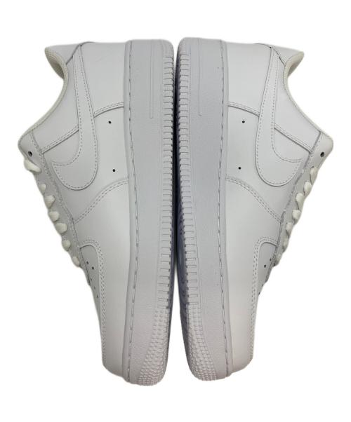 NIKE（ナイキ）NIKE (ナイキ) ローカットスニーカー ホワイト サイズ:27.5の古着・服飾アイテム