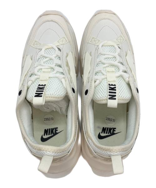 NIKE（ナイキ）NIKE (ナイキ) ローカットスニーカー ホワイト サイズ:23.5の古着・服飾アイテム