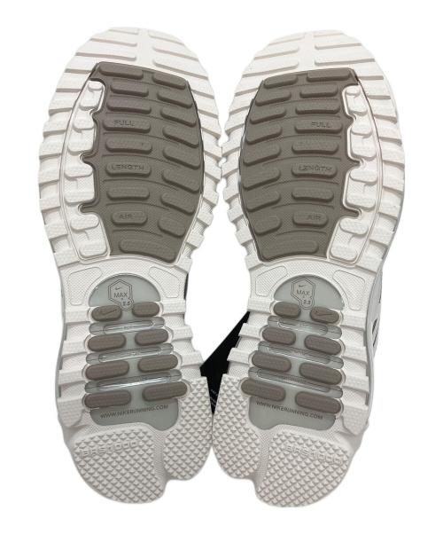 NIKE（ナイキ）NIKE (ナイキ) ローカットスニーカー ホワイト×ベージュ サイズ:27.5の古着・服飾アイテム