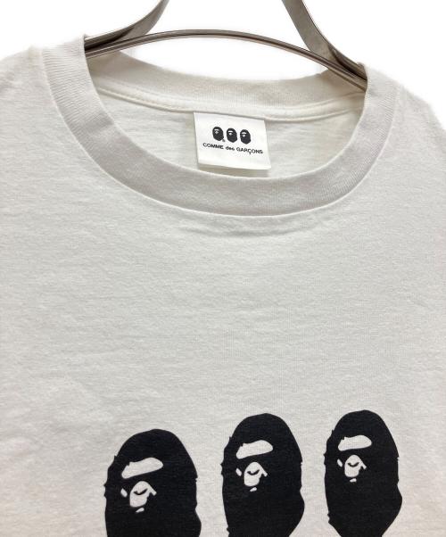 A BATHING APE（アベイシングエイプ）A BATHING APE (アベイシングエイプ) COMME des GARCONS (コムデギャルソン) 半袖Tシャツ ホワイト サイズ:Mの古着・服飾アイテム