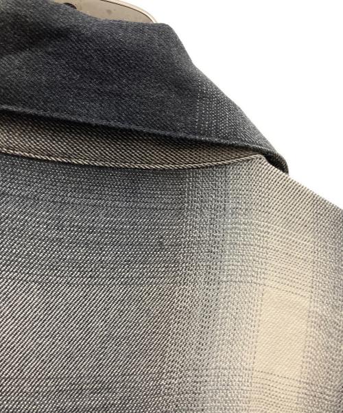 ISSEY MIYAKE（イッセイミヤケ）ISSEY MIYAKE (イッセイミヤケ) セットアップ グレー サイズ:不明の古着・服飾アイテム