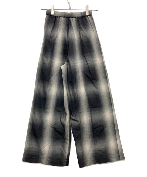 ISSEY MIYAKE（イッセイミヤケ）ISSEY MIYAKE (イッセイミヤケ) セットアップ グレー サイズ:不明の古着・服飾アイテム