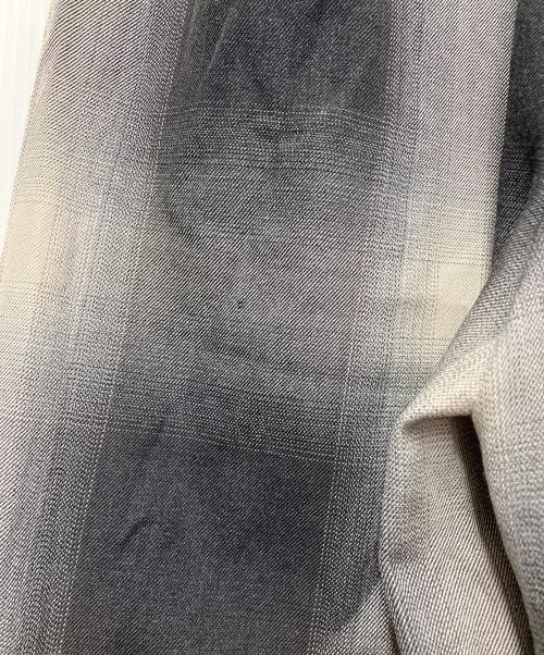 ISSEY MIYAKE（イッセイミヤケ）ISSEY MIYAKE (イッセイミヤケ) セットアップ グレー サイズ:不明の古着・服飾アイテム