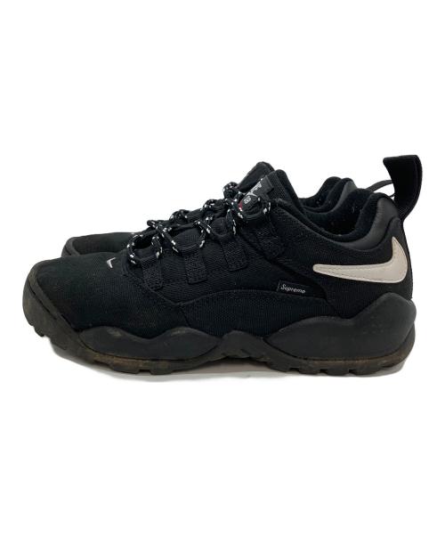 NIKE（ナイキ）NIKE (ナイキ) Supreme (シュプリーム) SB ダーウィン ロー Supreme Black スニーカー ブラック、ホワイト、レッド サイズ:25.5の古着・服飾アイテム