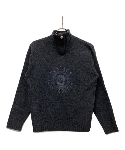 VERSACE（ヴェルサーチ）VERSACE (ヴェルサーチ) 厚手ニット グレー サイズ:Mの古着・服飾アイテム