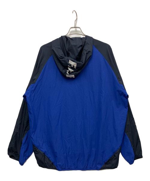 F.C.R.B.（エフシーレアルブリストル）F.C.R.B. (エフシーレアルブリストル) ULTRA LIGHT WEIGHT TRAINING JACKET ネイビー×ブルー サイズ:XLの古着・服飾アイテム