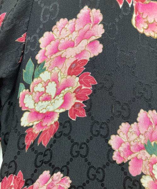 GUCCI（グッチ）GUCCI (グッチ) 半袖シャツ ブラック×ピンク サイズ:46の古着・服飾アイテム