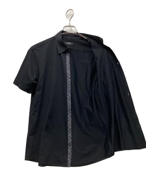 BURBERRY BLACK LABEL（バーバリーブラックレーベル）BURBERRY BLACK LABEL (バーバリーブラックレーベル) ホース刺繍 半袖ポロシャツ ブラック サイズ:3の古着・服飾アイテム