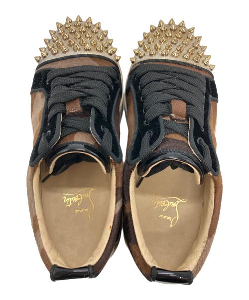 Christian Louboutin（クリスチャン・ルブタン）Christian Louboutin (クリスチャン・ルブタン) スタッズ付ローカットスニーカー ブラウン×ブラック サイズ:35の古着・服飾アイテム