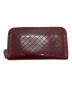 BOTTEGA VENETA（ボッテガベネタ）の古着「イントレチャート　ラウンドファスナー財布」｜ボルドー