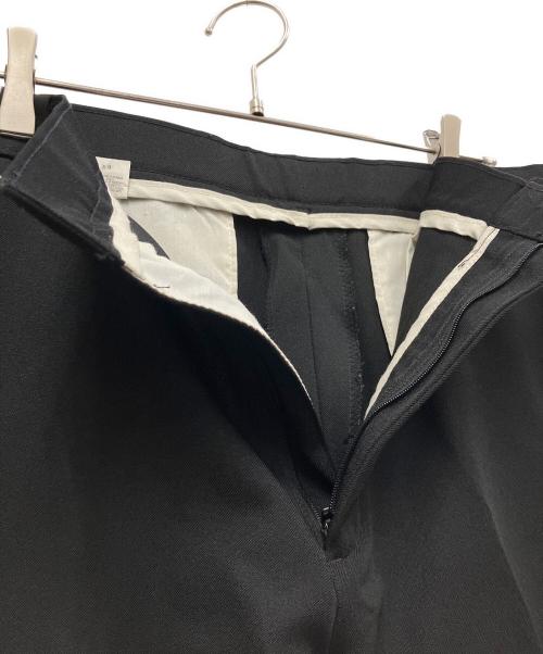 LEVI'S（リーバイス）LEVI'S (リーバイス) アクションスラックス ブラック サイズ:34/30の古着・服飾アイテム