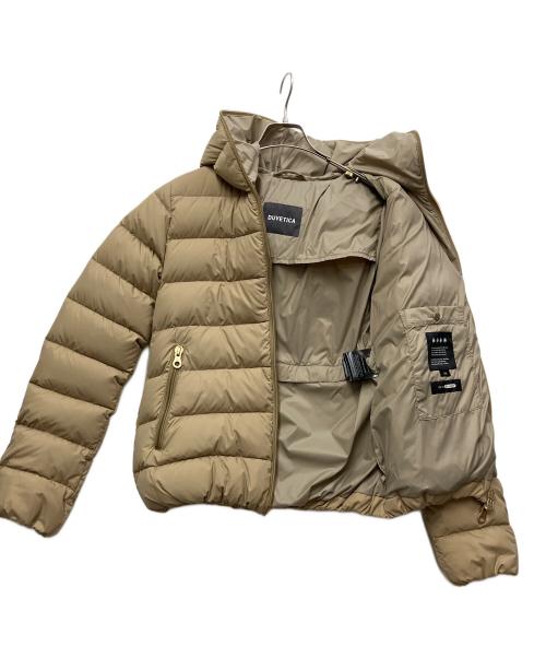 DUVETICA（デュベティカ）DUVETICA (デュベティカ) フーデットダウンジャケット ベージュ サイズ:44の古着・服飾アイテム