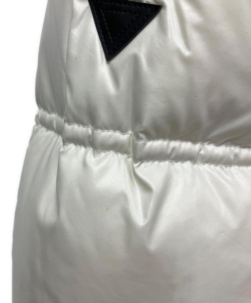 BURBERRY BLACK LABEL（バーバリーブラックレーベル）BURBERRY BLACK LABEL (バーバリーブラックレーベル) ダウンジャケット ホワイト サイズ:Mの古着・服飾アイテム
