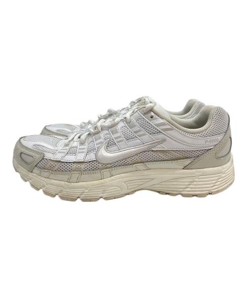 NIKE（ナイキ）NIKE (ナイキ) P-6000 ホワイト サイズ:26.5の古着・服飾アイテム