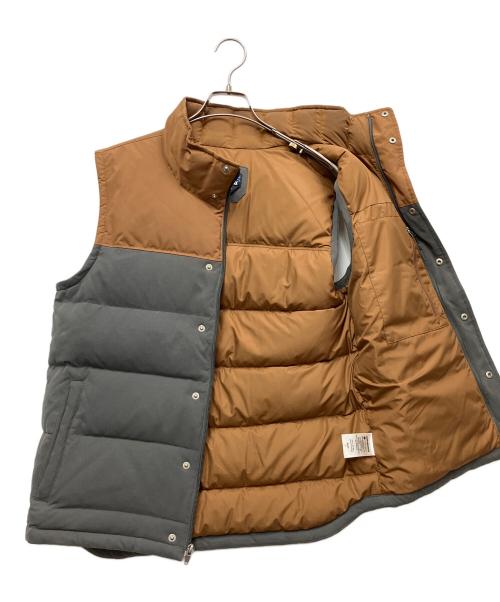 Patagonia（パタゴニア）Patagonia (パタゴニア) ビビー・ダウン・ベスト グレー×ブラウン サイズ:Sの古着・服飾アイテム