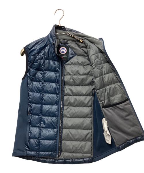 CANADA GOOSE（カナダグース）CANADA GOOSE (カナダグース) ハイブリットダウンベスト ネイビー サイズ:Ｓの古着・服飾アイテム