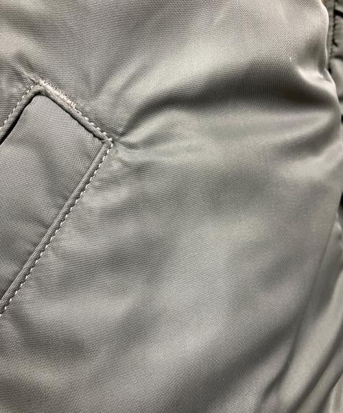 AVIREX（アヴィレックス）AVIREX (アヴィレックス) フライトジャケット グリーン サイズ:Lの古着・服飾アイテム