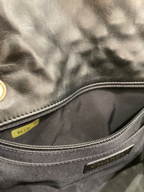 CHANEL（シャネル）CHANEL (シャネル) バレンタイン限定シングルフラップマトラッセ ブラック サイズ:25の古着・服飾アイテム