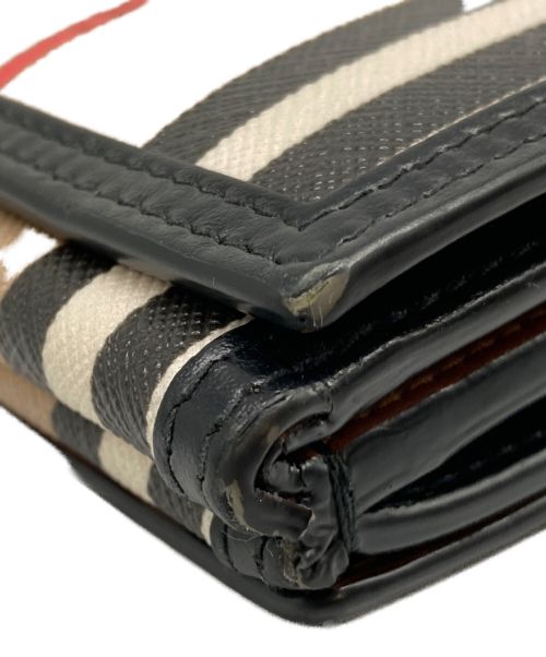 BURBERRY LONDON（バーバリーロンドン）BURBERRY LONDON (バーバリー ロンドン) 3つ折り財布 ベージュ×ブラックの古着・服飾アイテム