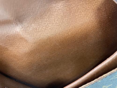 LOUIS VUITTON（ルイ ヴィトン）LOUIS VUITTON (ルイ ヴィトン) ショルダーバッグの古着・服飾アイテム