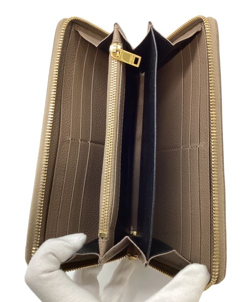 Saint Laurent Paris（サンローランパリ）Saint Laurent Paris (サンローランパリ) ラウンドファスナー長財布の古着・服飾アイテム