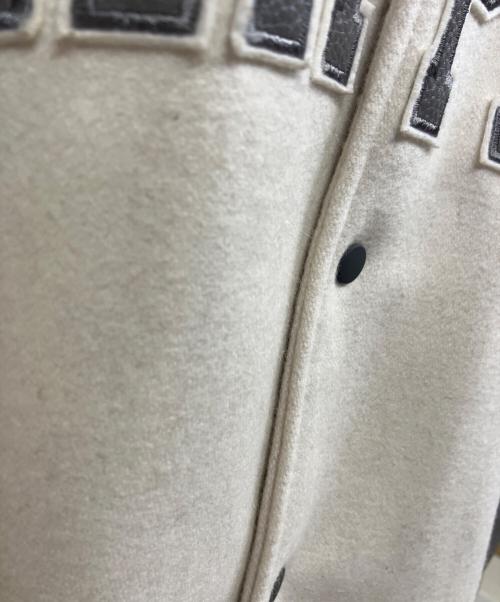 SAMPLES（サンプルズ）SAMPLES (サンプルズ) 袖革スタジャン グレー×ホワイト サイズ:Lの古着・服飾アイテム