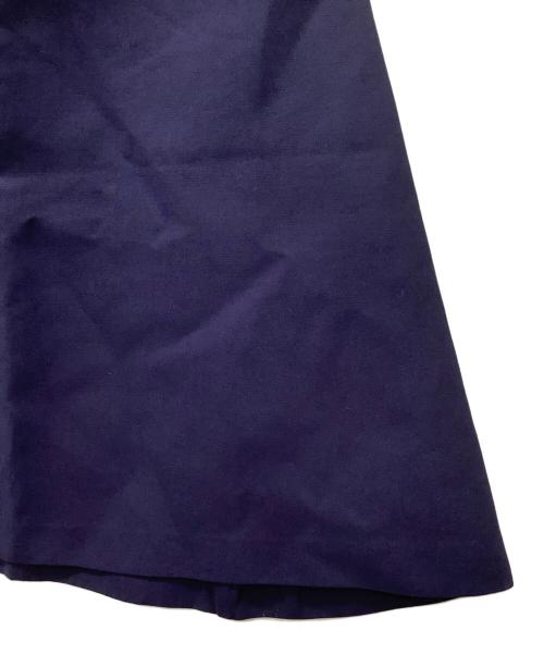 Salvatore Ferragamo（サルヴァトーレ フェラガモ）Salvatore Ferragamo (サルヴァトーレ フェラガモ) バックタックスカート ネイビー サイズ:40の古着・服飾アイテム