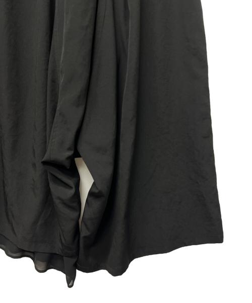 Y's（ワイズ）Y's (ワイズ) TRIACETATE POLYESTER de CHINE ASYMMETRY PANTS ブラック サイズ:３の古着・服飾アイテム