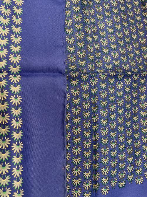 HERMES（エルメス）HERMES (エルメス) スカーフ ブルーの古着・服飾アイテム