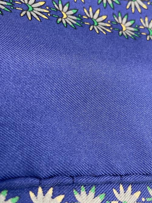 HERMES（エルメス）HERMES (エルメス) スカーフ ブルーの古着・服飾アイテム